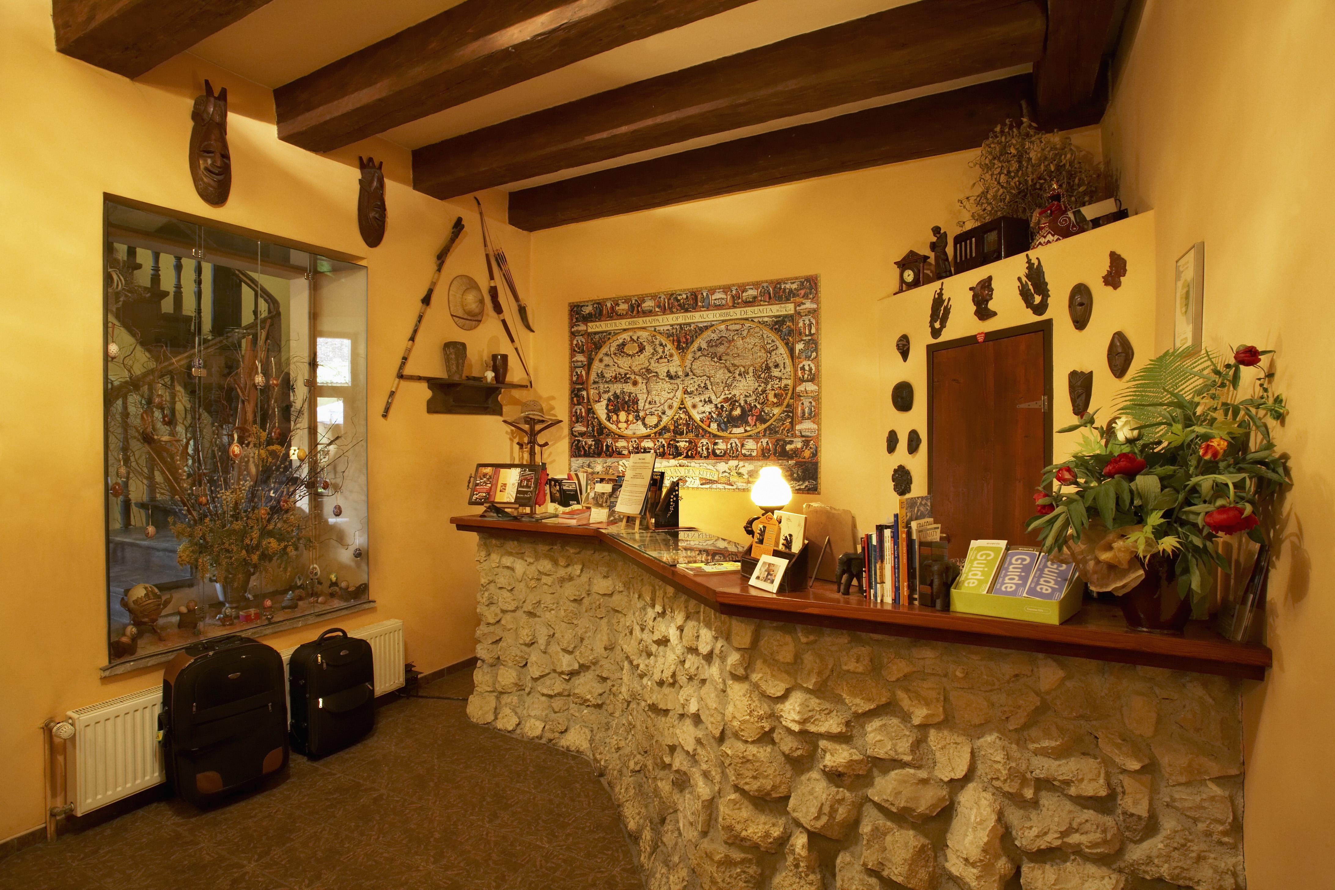 Globtroter Guest House Krakow Bagian luar foto