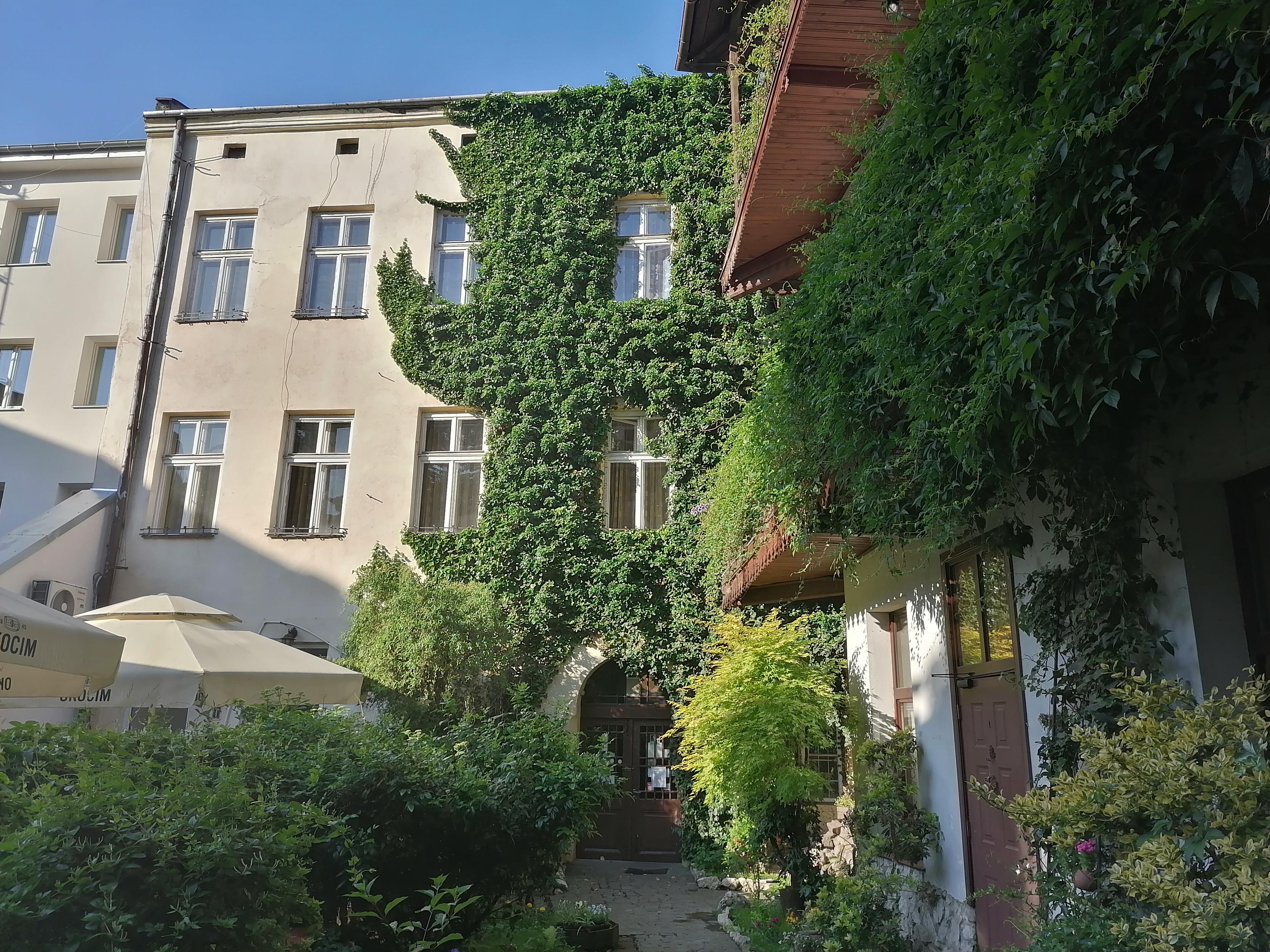 Globtroter Guest House Krakow Bagian luar foto