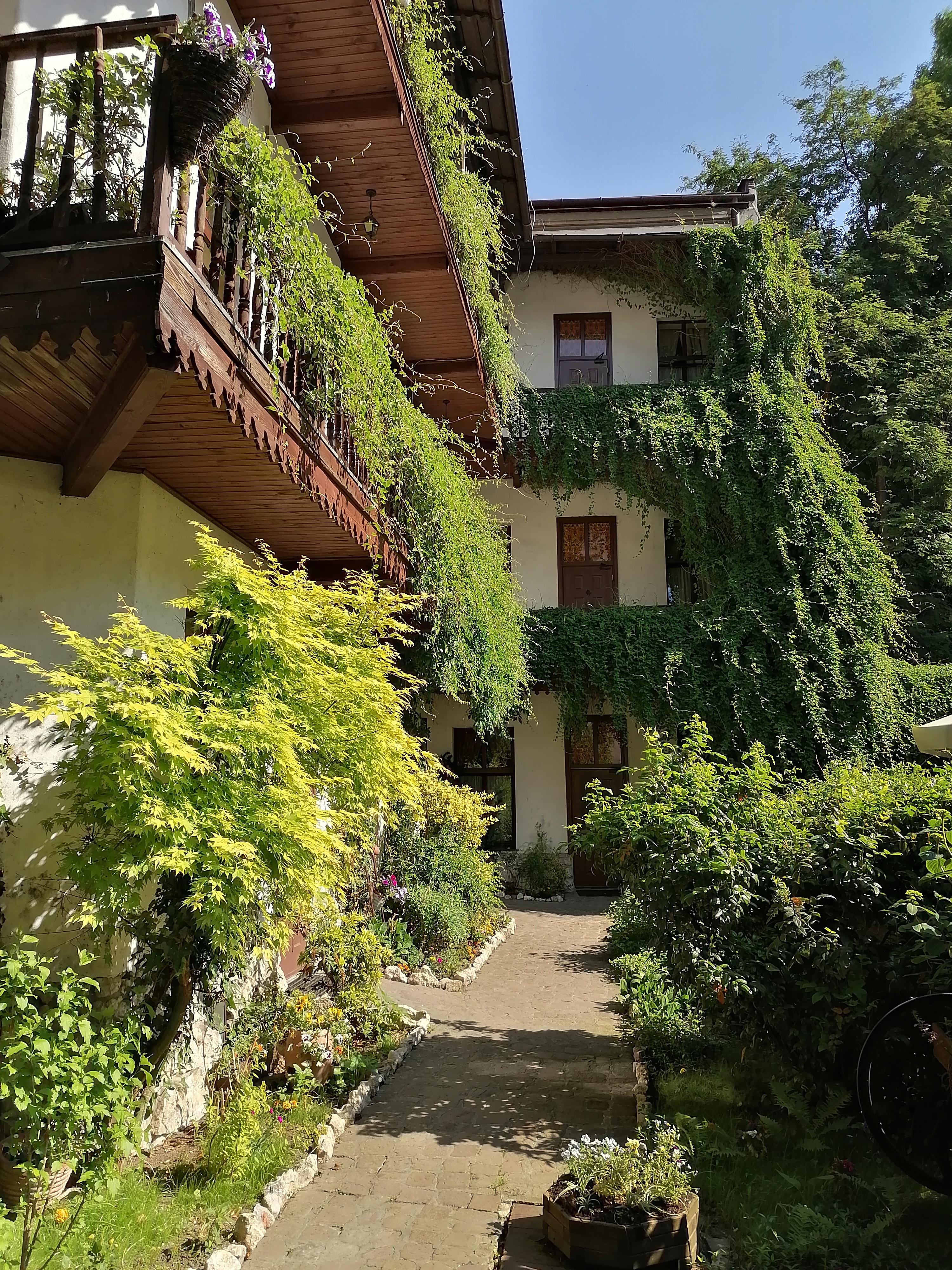 Globtroter Guest House Krakow Bagian luar foto