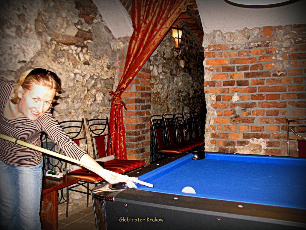 Globtroter Guest House Krakow Bagian luar foto
