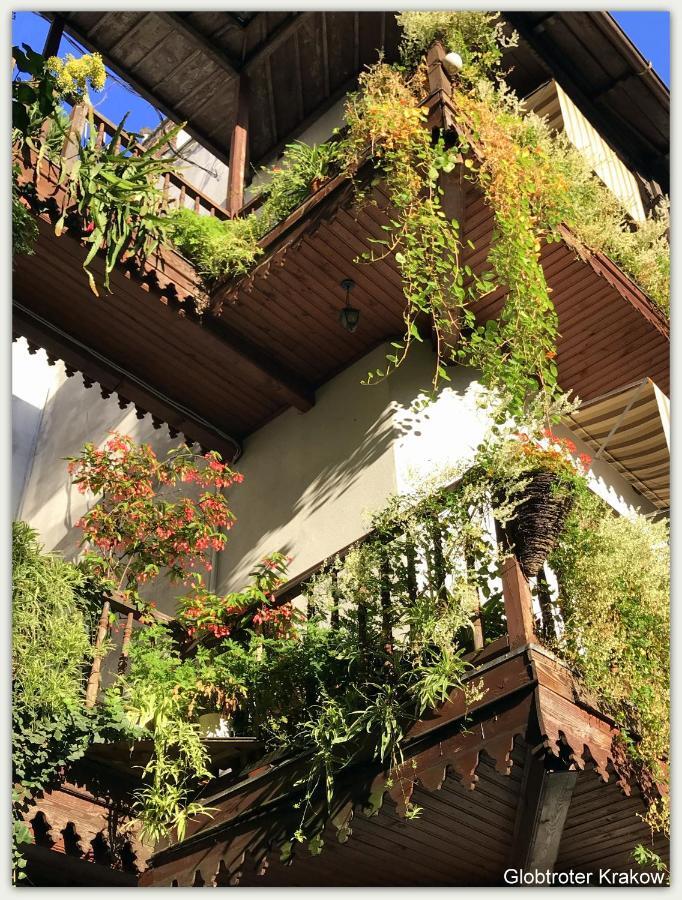 Globtroter Guest House Krakow Bagian luar foto